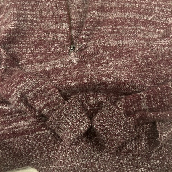 360 Cashmere Pullover in Red and Lunar Size XS - Picture 4 of 6